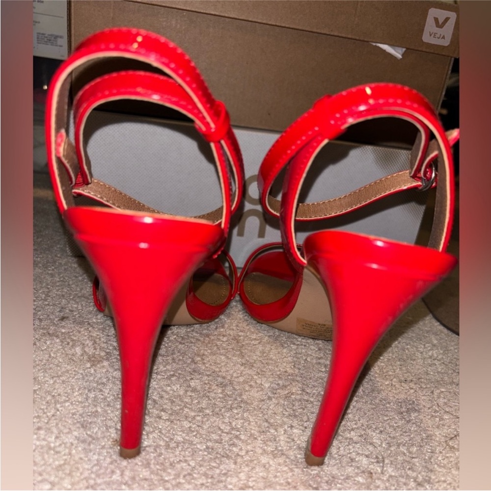 Steve Madden Reno Red Heels Sandals Pumps Shoes dressy sz 9.5 - Picture 6 of 8